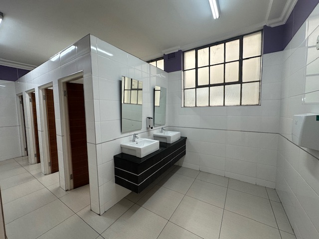 To Let Commercial Property for Rent in Woodstock Western Cape